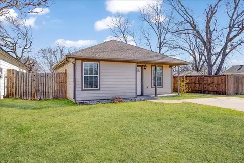 Exterior - 307 N Carter, Howe, TX 75459 photo 4 of 7