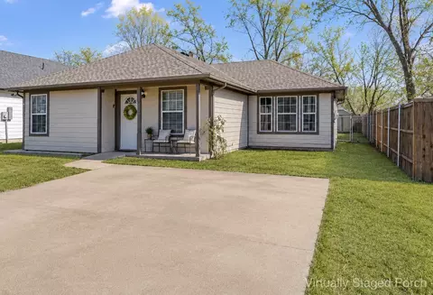 307 N Carter, Howe, TX 75459