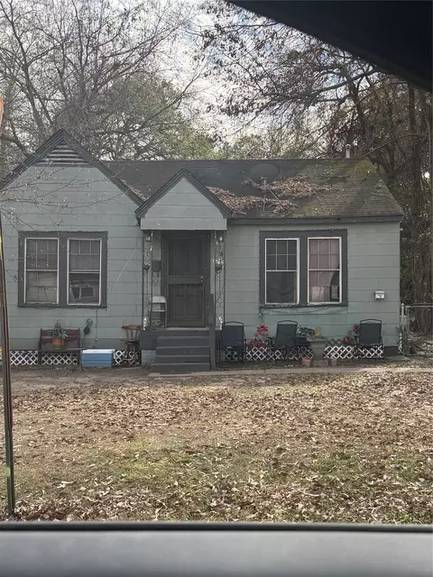 2747 Malcolm St, Shreveport, LA 71108