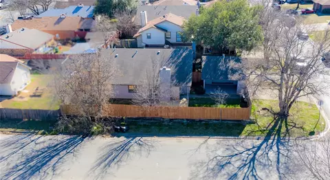 6701 S Creek Dr, Fort Worth, TX 76133