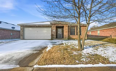 8118 York Beach Pl, Arlington, TX 76002