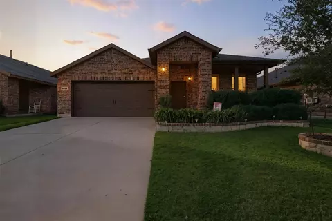 4829 Feltleaf Ave, Crowley, TX 76036