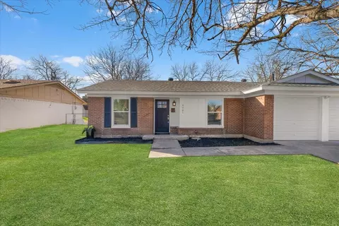 4701 Darla Dr, Fort Worth, TX 76132