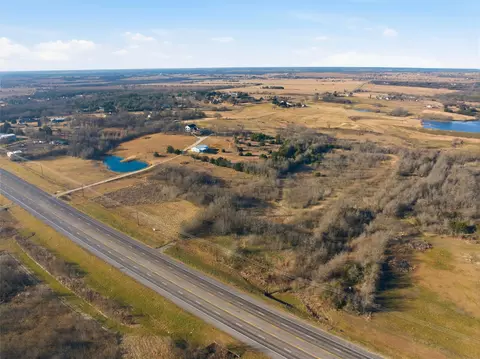 3200 S Robinson Dr, Lorena, TX 76655 photo 5