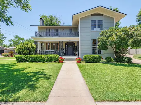 201 N Blanco, Coleman, TX 76834