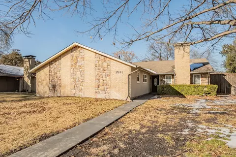 1901 Baylor Dr, Richardson, TX 75081
