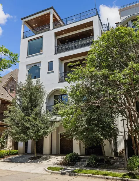 2210 Boll St, Dallas, TX 75204