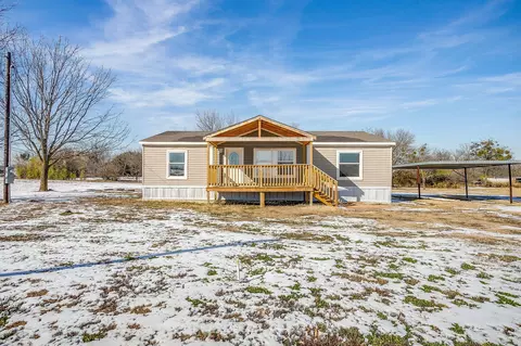 12109 Mitchell Dr, Alvarado, TX 76009