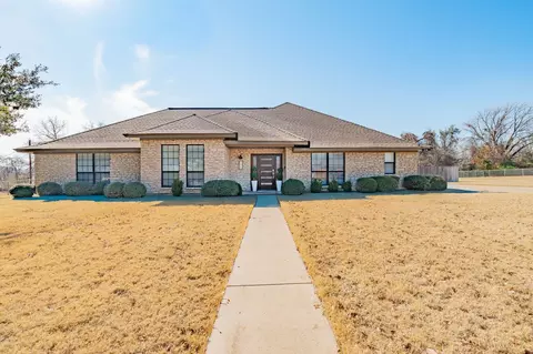 170 Brittain Cir, Stephenville, TX 76401