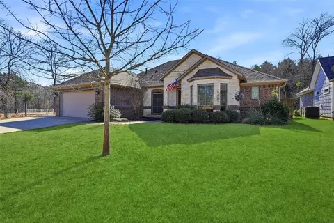 21 Lone Oak Blvd, Pottsboro, TX 75076