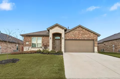 1420 Pleasanton Rd, Cleburne, TX 76033