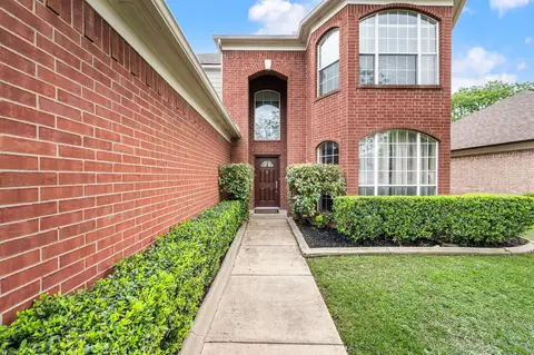 Exterior - 308 Foreman Dr, Euless, TX 76039 photo 1 of 2