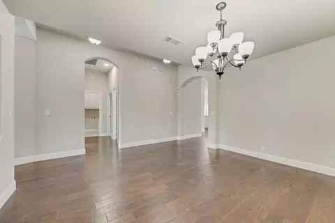 Entry Way - 2425 Moon Dance Ln, Midlothian, TX 76065 photo 3 of 4