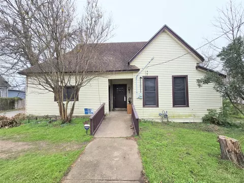 322 Capps St, Marlin, TX 76661