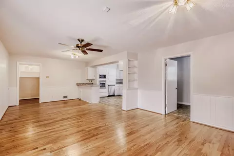 Living - 718 Devonshire Dr, Richardson, TX 75080 photo 5 of 6