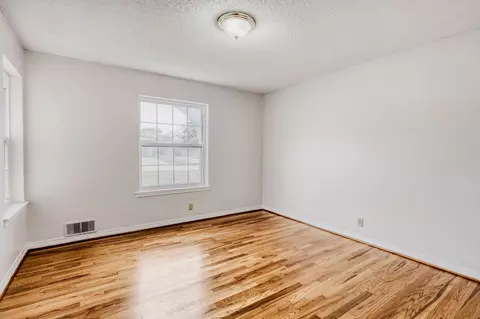 Bedroom - 718 Devonshire Dr, Richardson, TX 75080 photo 4 of 6