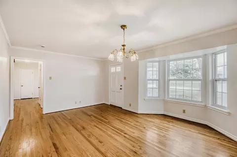 Living - 718 Devonshire Dr, Richardson, TX 75080 photo 2 of 6