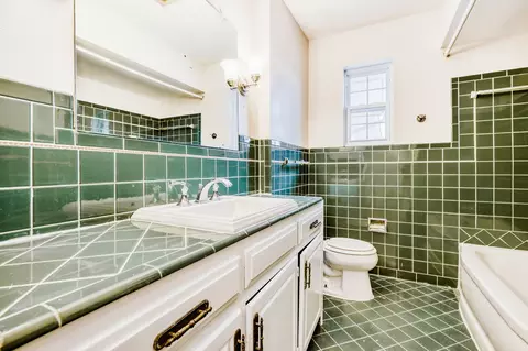 Bath - 718 Devonshire Dr, Richardson, TX 75080 photo 3 of 3