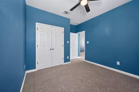 Bedroom - 601 E Willingham St, Cleburne, TX 76031 photo 7 of 8