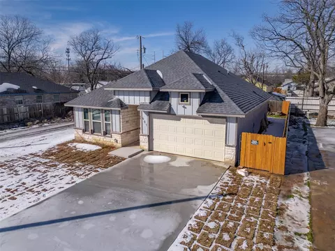 Other - 601 E Willingham St, Cleburne, TX 76031 photo 1 of 7