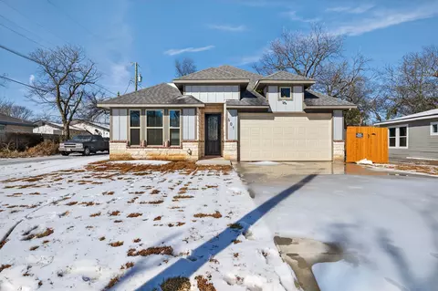 601 E Willingham St, Cleburne, TX 76031