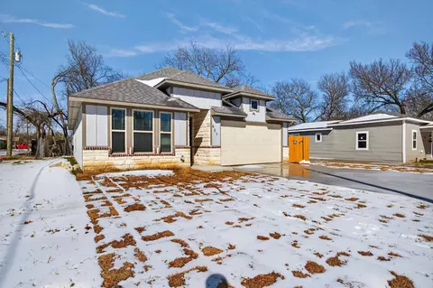 Exterior - 601 E Willingham St, Cleburne, TX 76031 photo 2 of 5