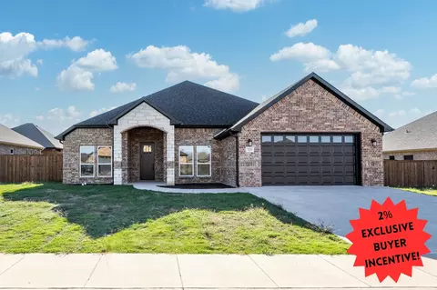 723 Cobblestone Cir, Mabank, TX 75147