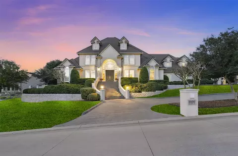 6800 Oak Hill Dr, Fort Worth, TX 76132