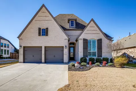 7464 Prairieside Dr, Fort Worth, TX 76123