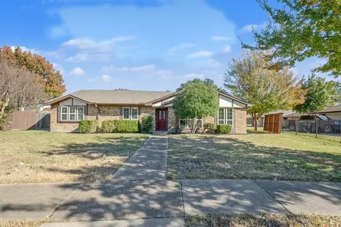 2304 Twilight Cir, Plano, TX 75093