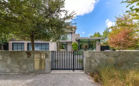 5420 Surrey Cir, Dallas, TX 75209