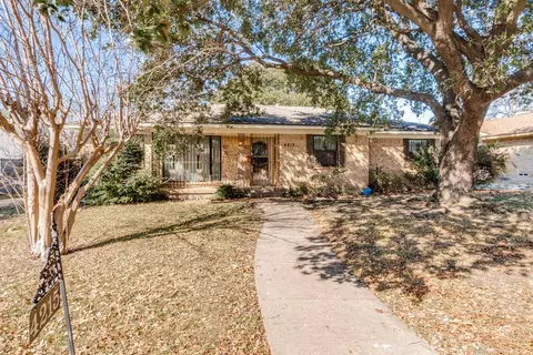 4215 Cinnabar Dr, Dallas, TX 75227