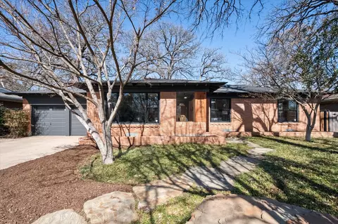 1519 W Lavender Ln, Arlington, TX 76013
