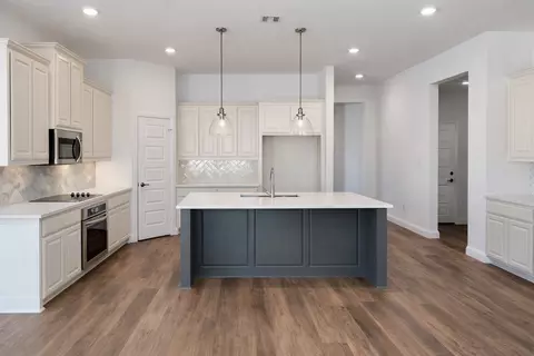 Kitchen - 118 Bitsy, Boyd, TX 76023 photo 3 of 4