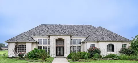 153 Whispering Winds Dr, Gunter, TX 75058
