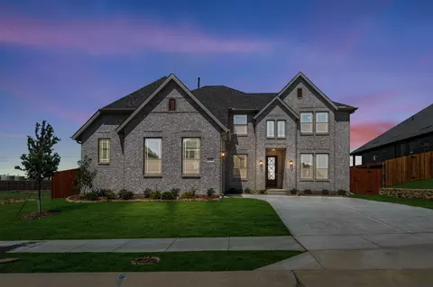 Exterior - 8912 Cisco Dr, Argyle, TX 76226 photo 2 of 6