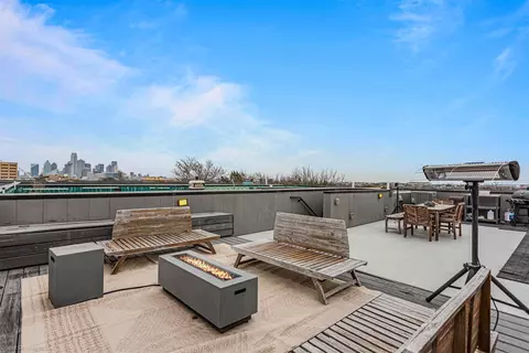 304 Mathey Ct, Dallas, TX 75208