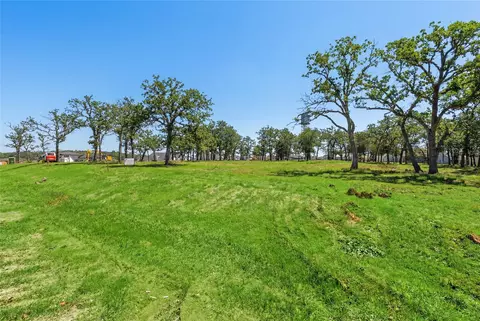 204 Kate Ct, Copper Canyon, TX 76226 photo 3