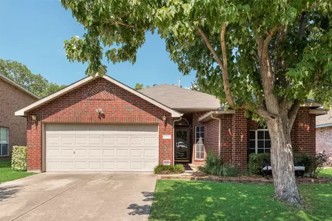 717 Mill Branch Dr, Garland, TX 75040