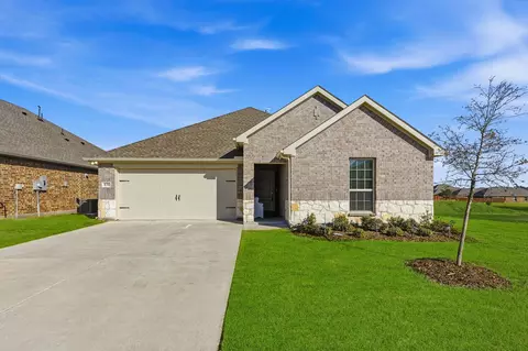 830 Creekview Ln, Lavon, TX 75166