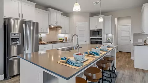 Kitchen - 10385 Sunset Shore Dr, Midlothian, TX 76065 photo 8 of 8