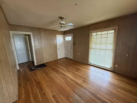 Living - 3211 N 25th St, Waco, TX 76708 photo 2 of 2