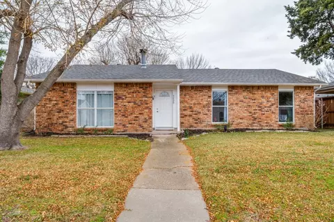 5220 Bartlett Dr, The Colony, TX 75056