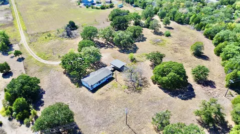1510 Old Mcdade Rd, Elgin, TX 78621 photo 5