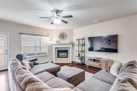 2133 Lorrie Ln, Weatherford, TX 76087