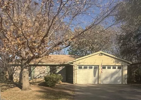 513 Baldwin Ave, Crowley, TX 76036