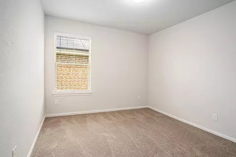 Bedroom - 704 Christopher Dr, Cleburne, TX 76033 photo 5 of 6