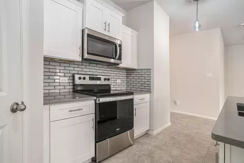 Kitchen - 704 Christopher Dr, Cleburne, TX 76033 photo 4 of 4
