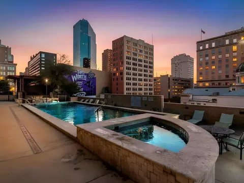 500 Throckmorton St #1108, Fort Worth, TX 76102