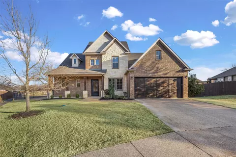 210 Cedar Rock Ct, Mansfield, TX 76063